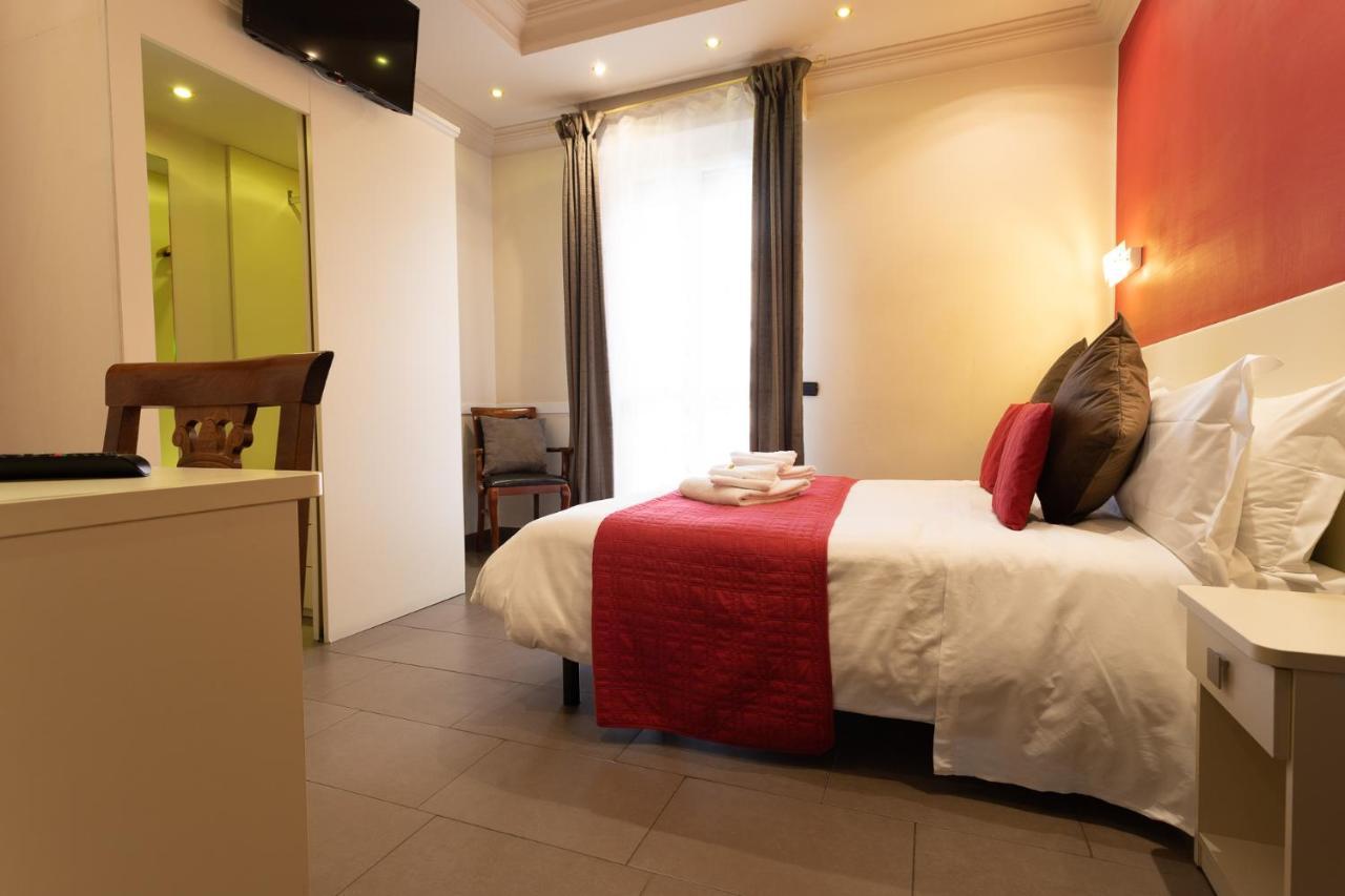 Il Piccolo Piacenza Hotel Екстериор снимка