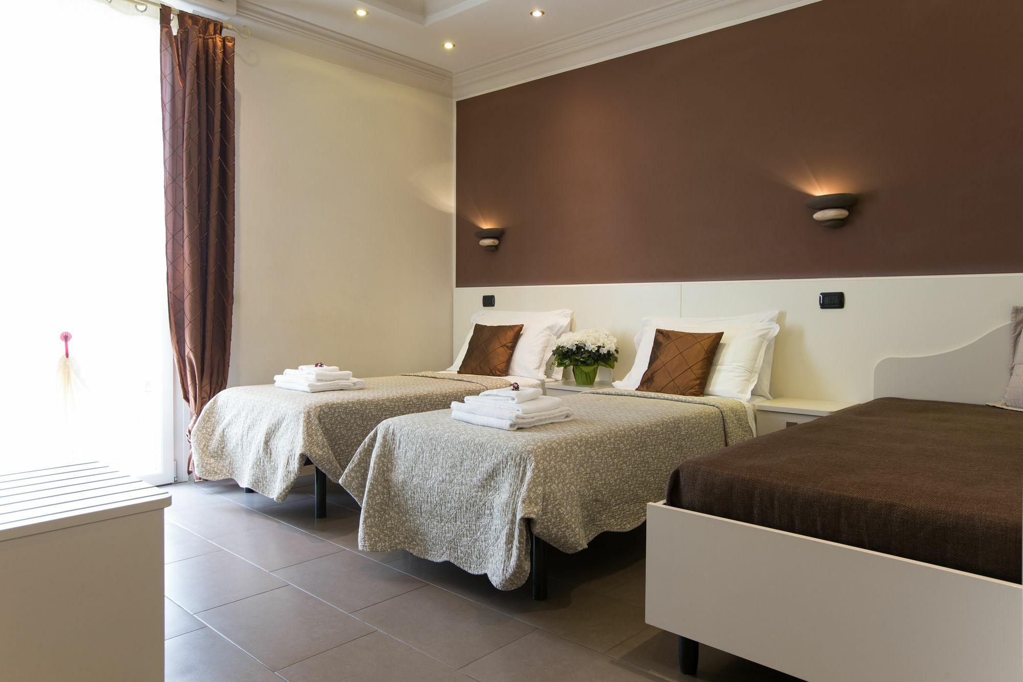 Il Piccolo Piacenza Hotel Екстериор снимка
