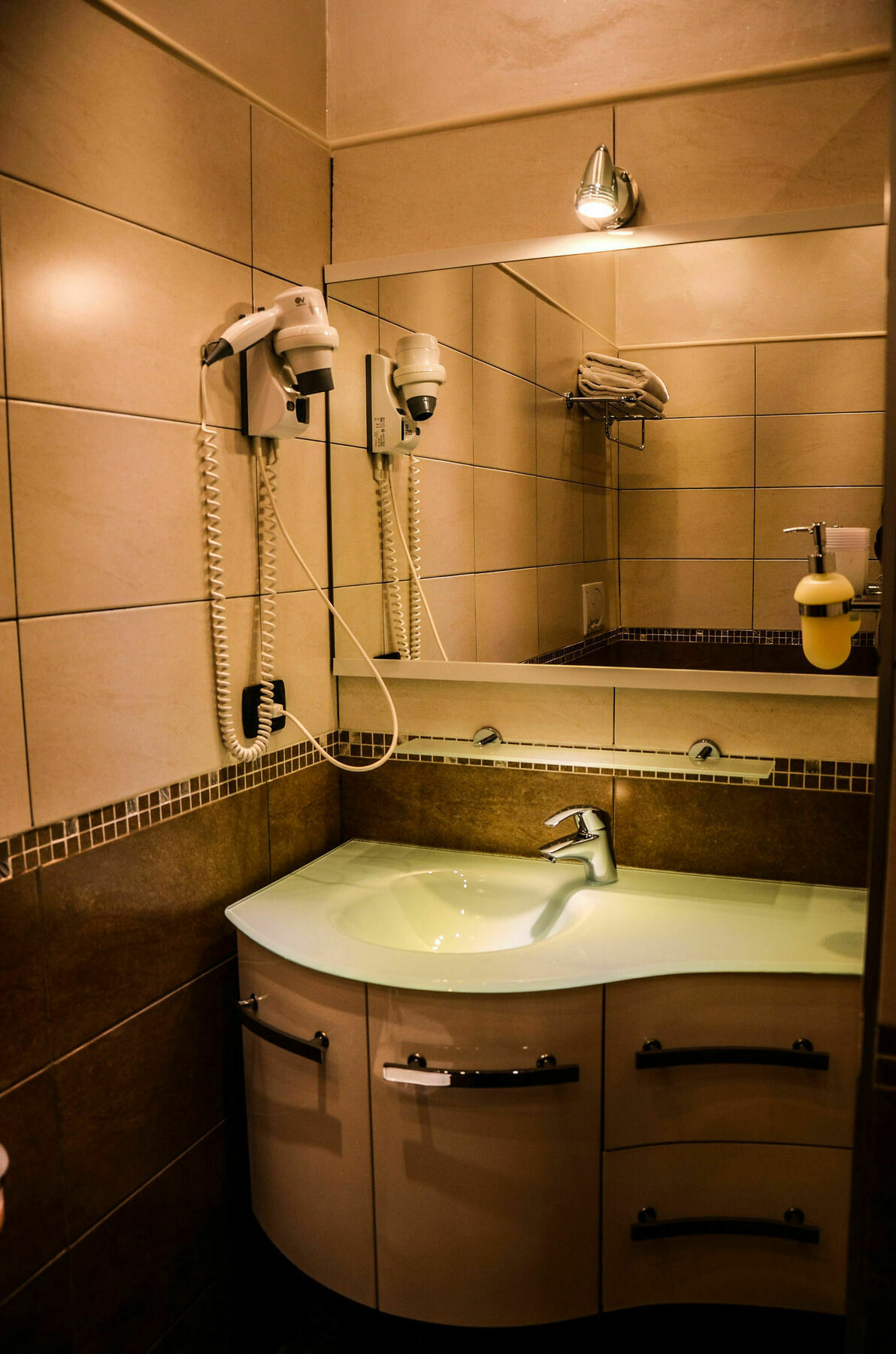 Il Piccolo Piacenza Hotel Екстериор снимка