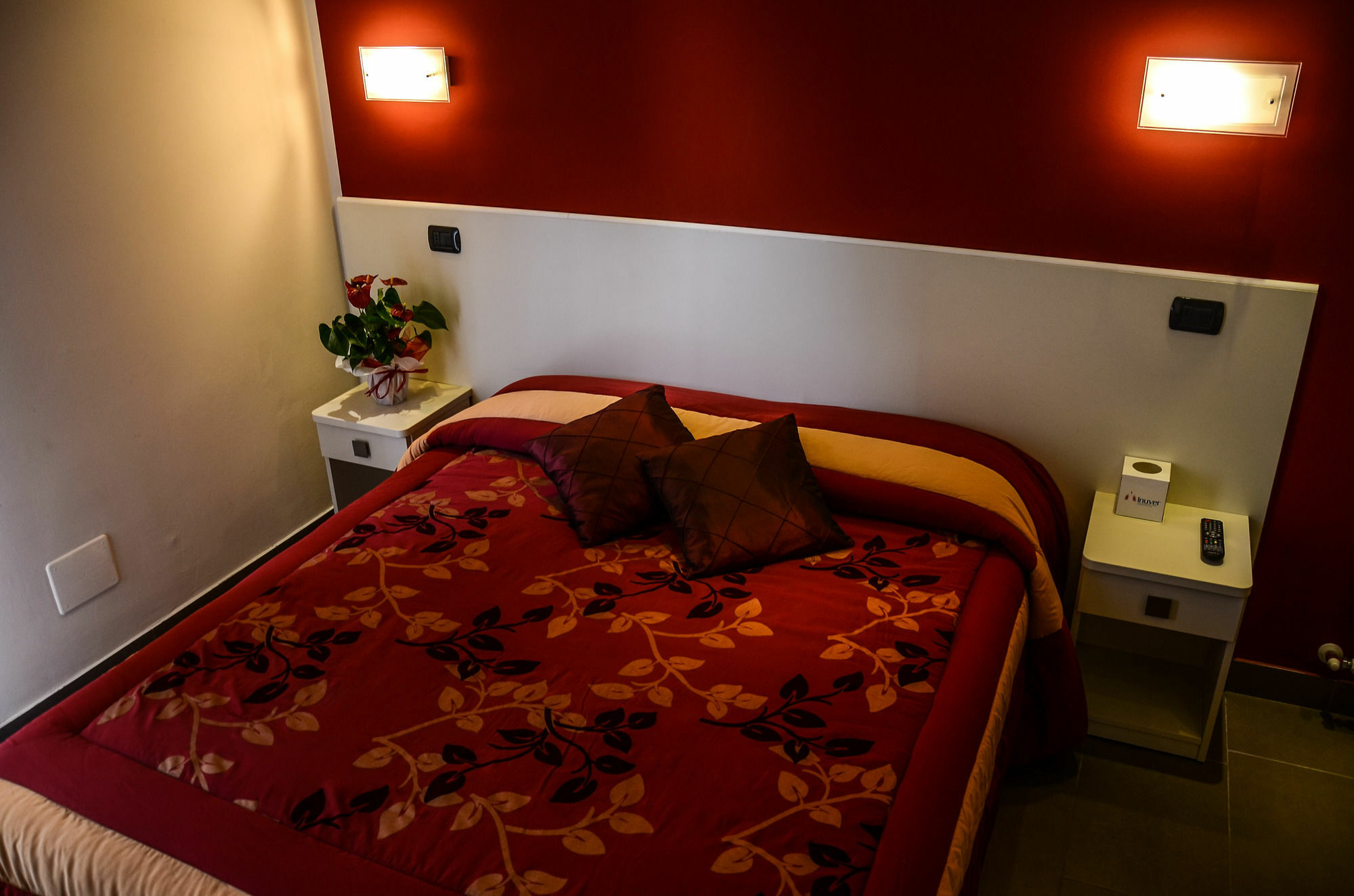 Il Piccolo Piacenza Hotel Екстериор снимка
